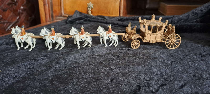 England Crescent state coronation coach beautiful condition