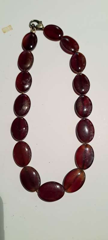 genuine vintage GLASS NECKLACE 45 CM LONG browny/reddish color