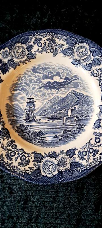Lochs of Scotland Wedgwood plate