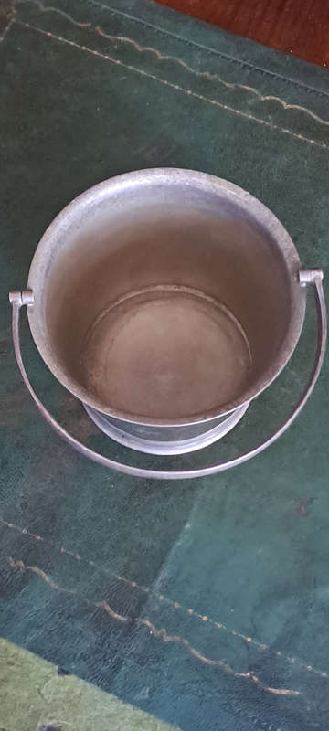 EPNS England Ice bucket nice but needs a clean