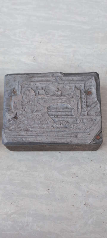 8 Vintage Brands clothing store lead stamps