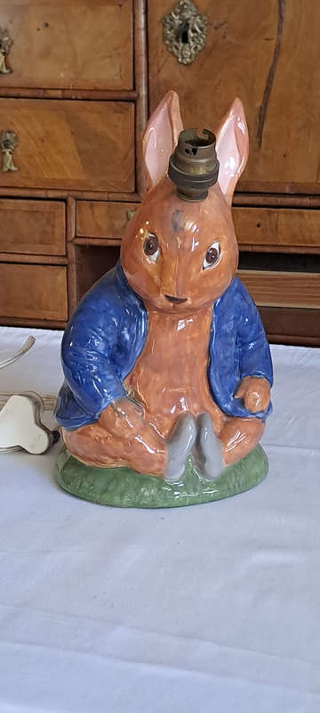 very cute "Bunnkykins" Lamp