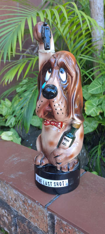 Vintage 1960/70 musical whiskey/ brandy decanter comical working complete