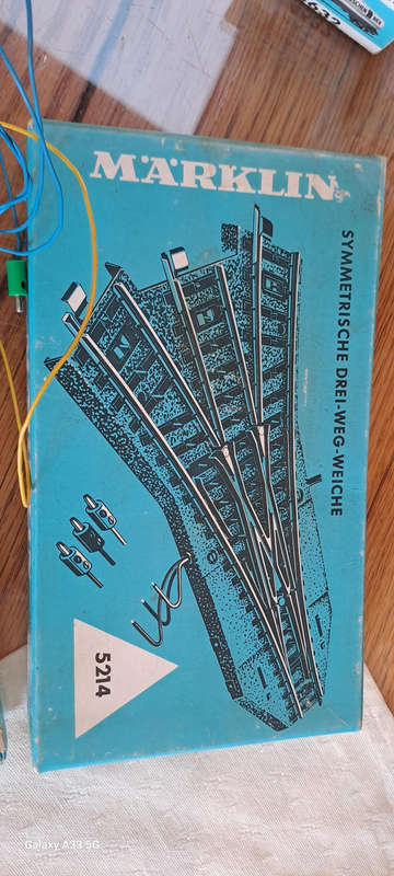 Marklin HO M track 3 way points like new boxed