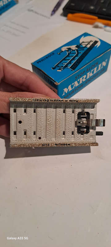 Marklin Ho 7190 rail end bumpers new in box