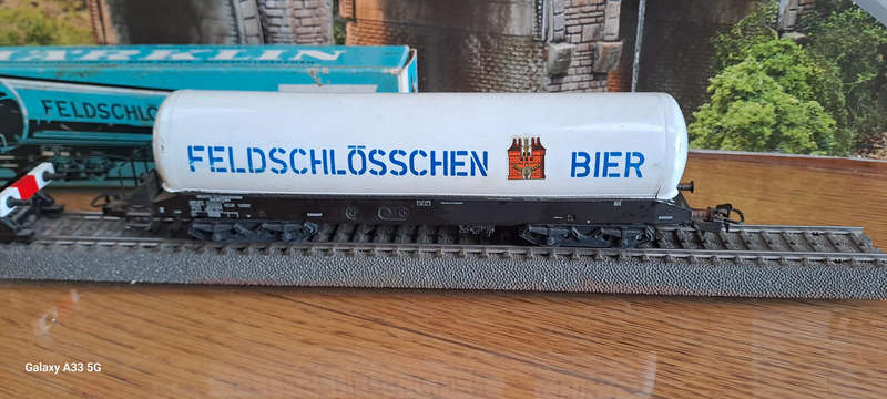 marklin HO 4632 long Feldschosschen beer tanker
