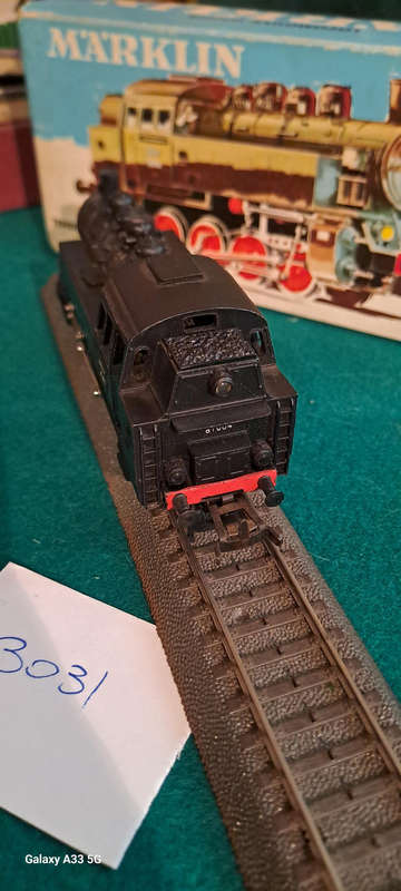 Marklin HO 3031 DR 81 DB locomotive IOP