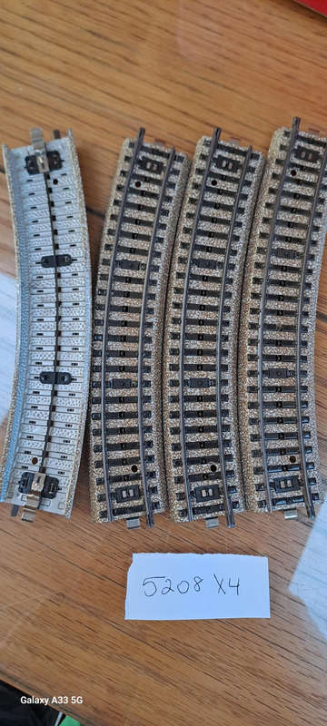Marklin HO 5208 M tracks x 4 like new
