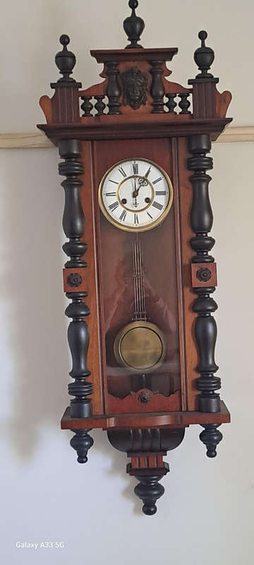 Large 1.2m German Keinzle wall clock beautifull working with key