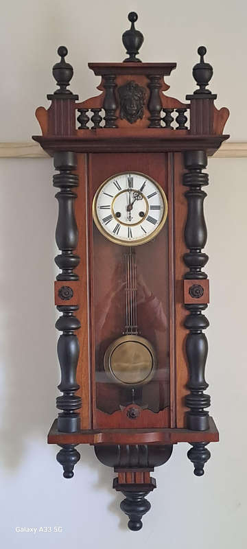 Large 1.2m German Keinzle wall clock beautifull working with key
