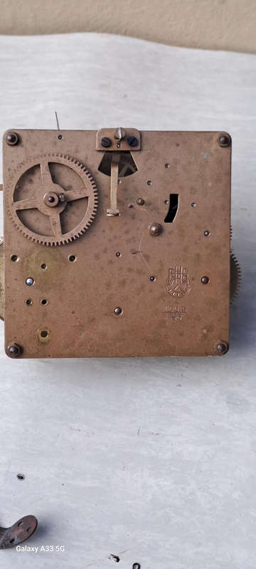 FHS 12/196 clock movemenet looks complete