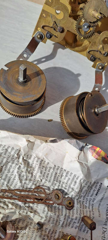 P13 clock movement says ok, pendle rod missing
