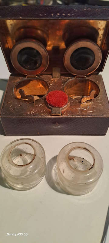 Rare antique Victorian copper and leather double inkwell and pen wipe lovely condition