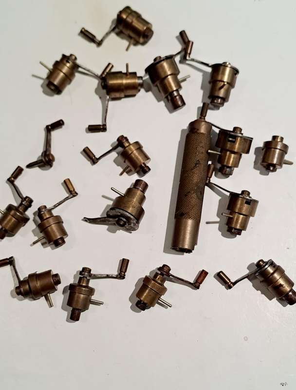 set of 16 Swiss spring winders