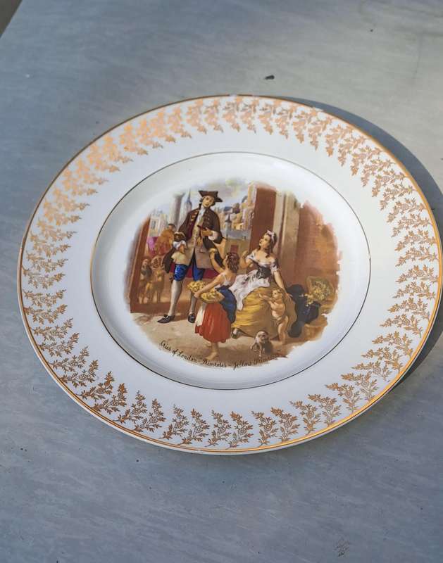 PORCELAIN PLATE LIVERPOOL RD STROKE ON TRENT ENGLAND 25 CM