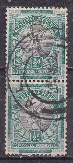 Union of SA 1930-45 definitive issue 1/2d vertical pair FU