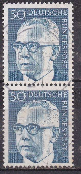 Germany 1970 president Gustav Heinemann 50pf vertical pair FU