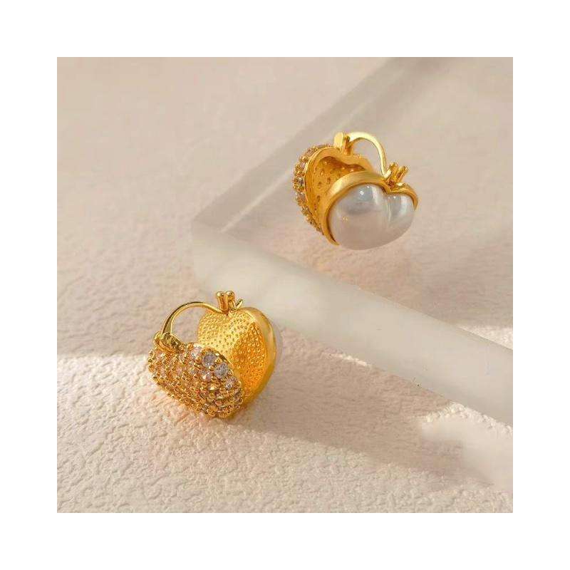 Heart-shaped double-sided earrings