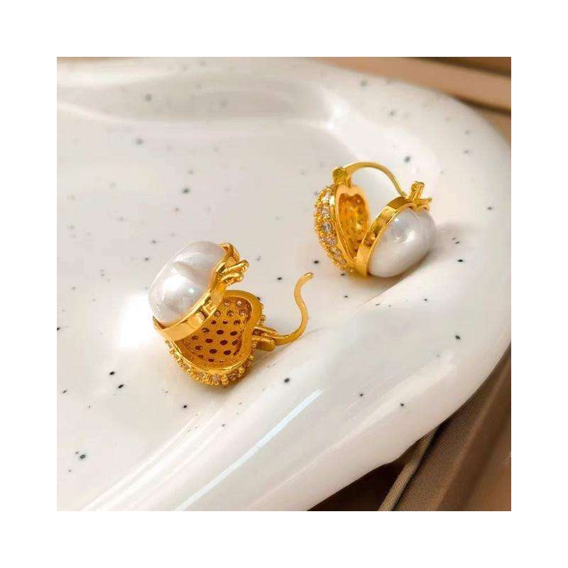 Heart-shaped double-sided earrings