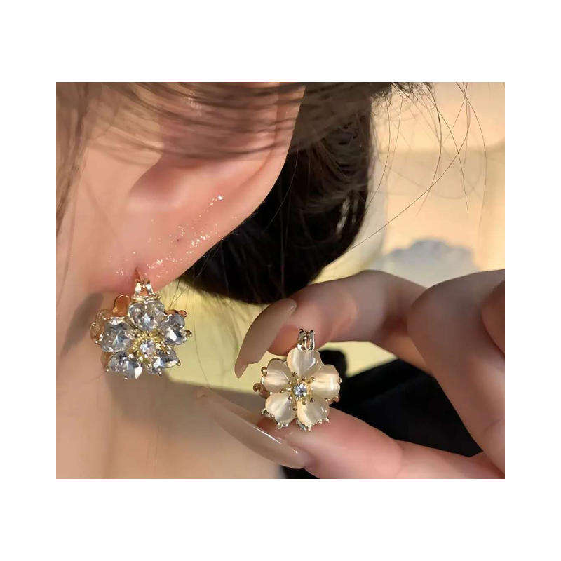 Double-sided flower-shaped earrings