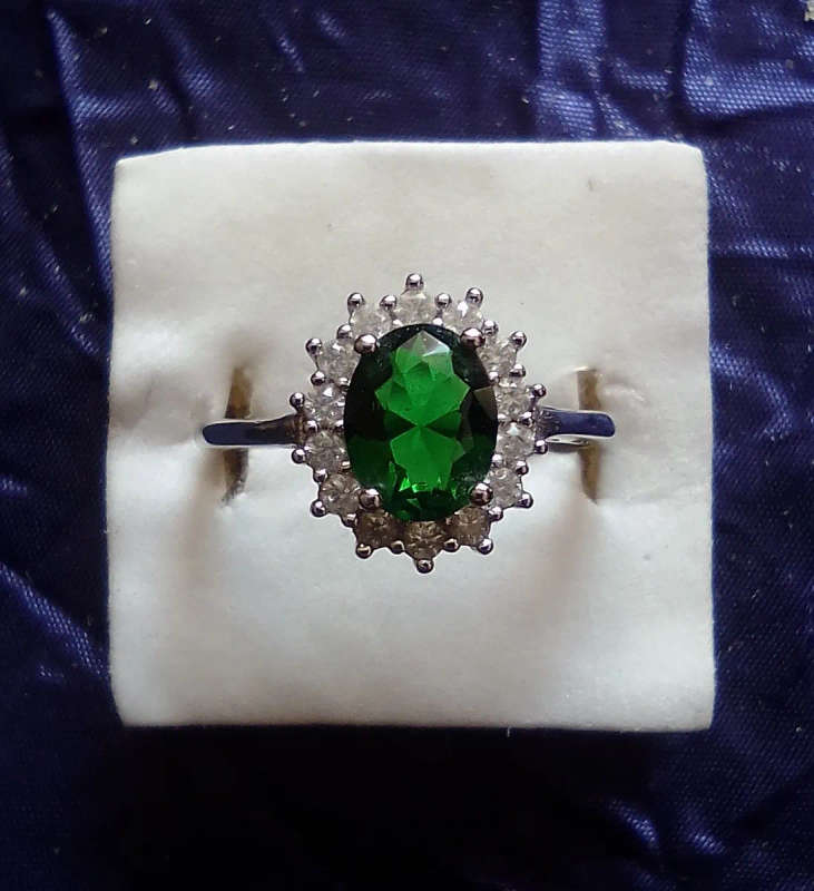 Diana Cut Ring - Green