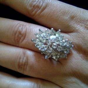 Cluster Cubic Zirconia's Gold Ring