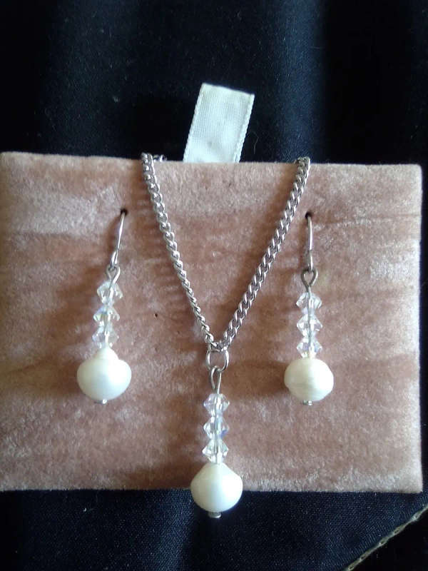 Pearl and Swarovski Crystal Jewelry Set - My Own Design - Handmade