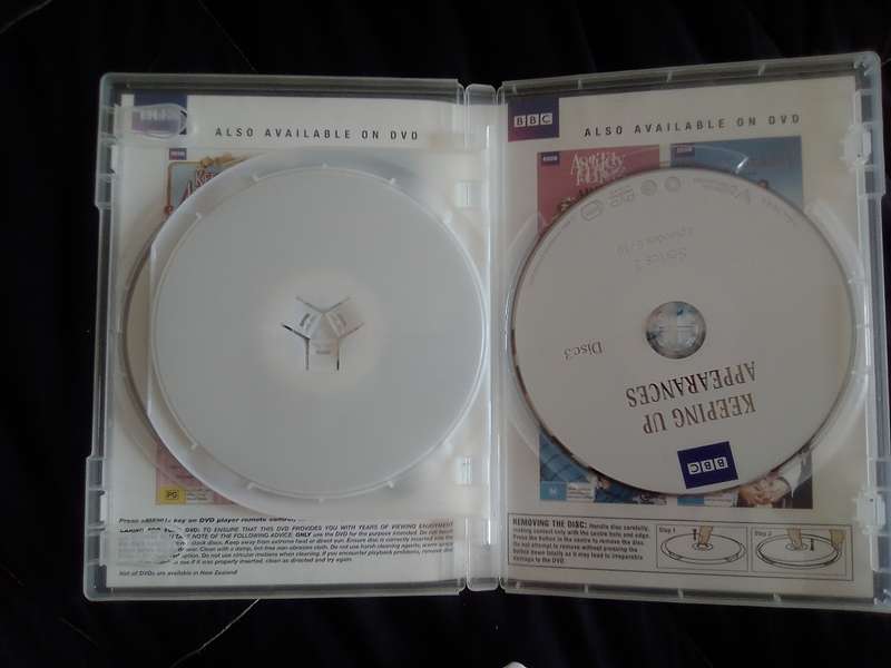Keeping Up Appearances Series 1 & 2 DVD