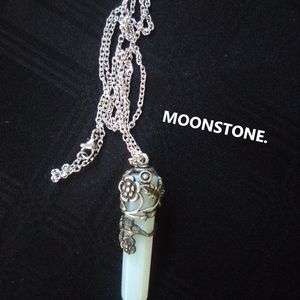 Opalite / Moonstone Pendant Gemstone Necklace