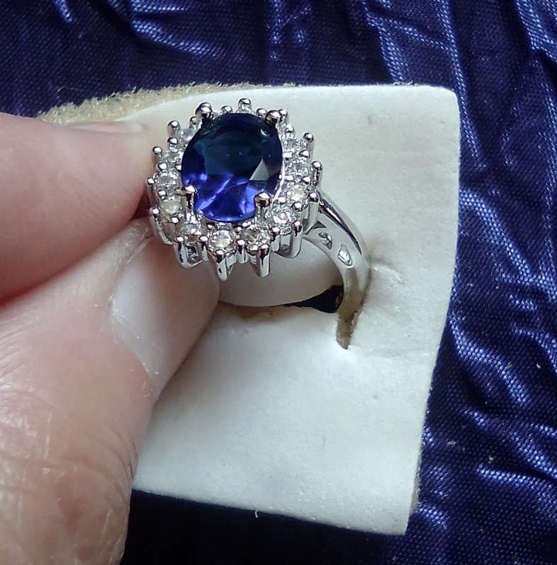 Diana Cut Ring - Blue