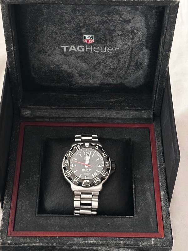 Tag Heuer formula 1 professional 200m