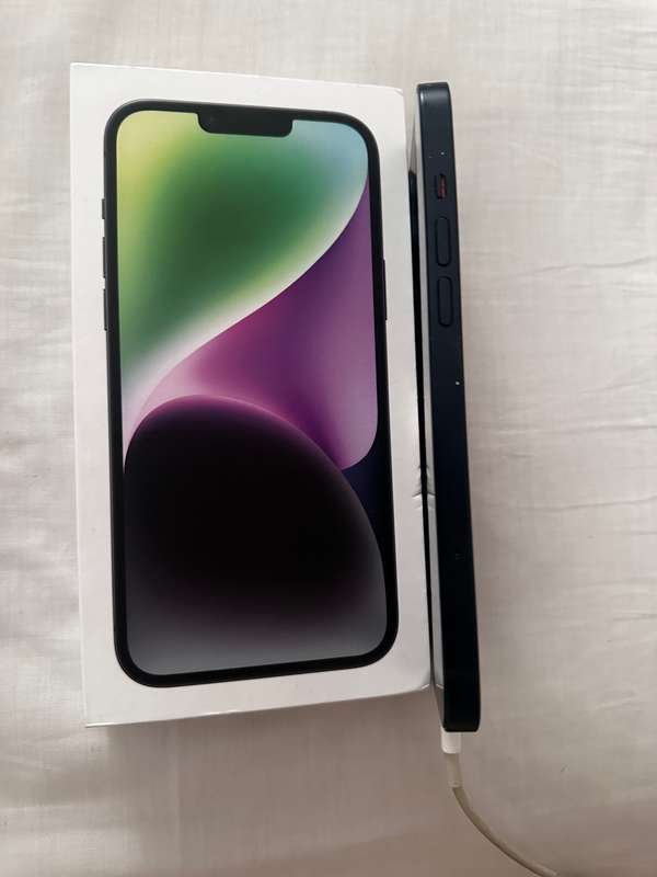 iPhone 14 Plus 128gb. New battery.