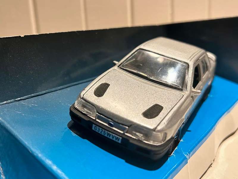 CORGi no 96012 The SPENDER TV show FORD SIERRA police car from the BBC TV Series dates 1995