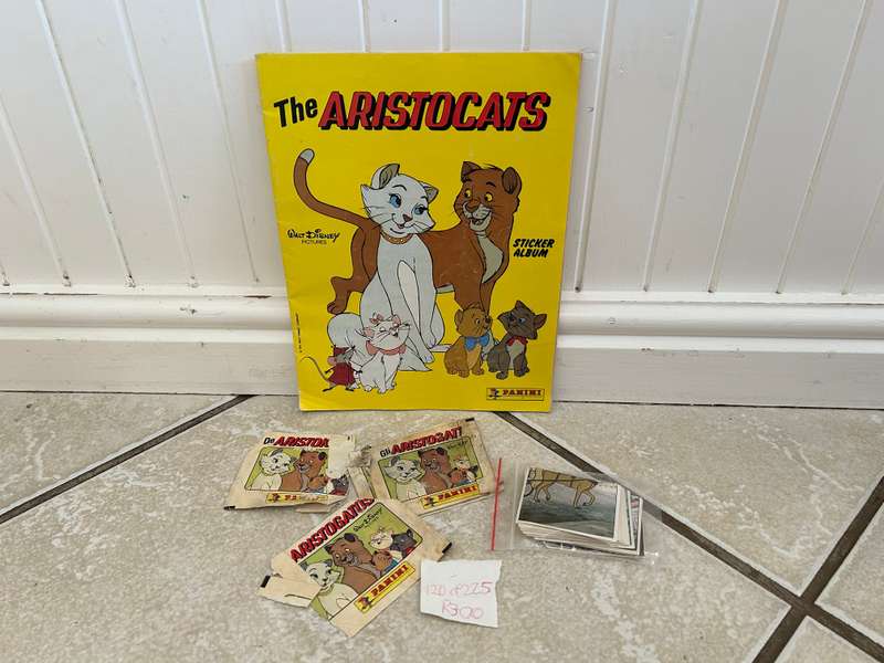 Walt Disney THE ARISTOCATS sticker album Panini Italy