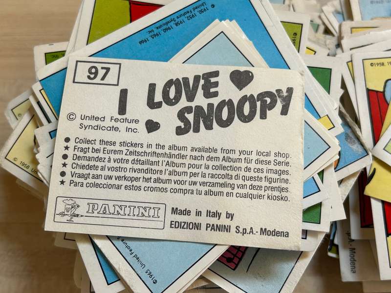 A lot of 248 duplicate I love SNOOPY 1993 Panini Italy stickers