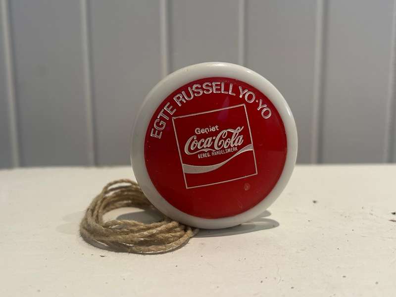 South African 1976 RUSSELL PROFESSIONAL COCA COLA COKE YoYo English & Afrikaans version
