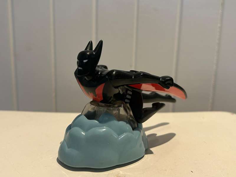 BATMAN BEYOND 1999 KFC promotion Batman of the Future Figure