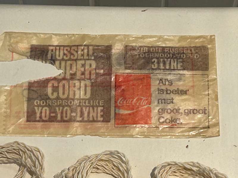 Genuine South African Coca Cola Coke 1969 COKE Russell Yo-Yo Replacement 3 String Packet
