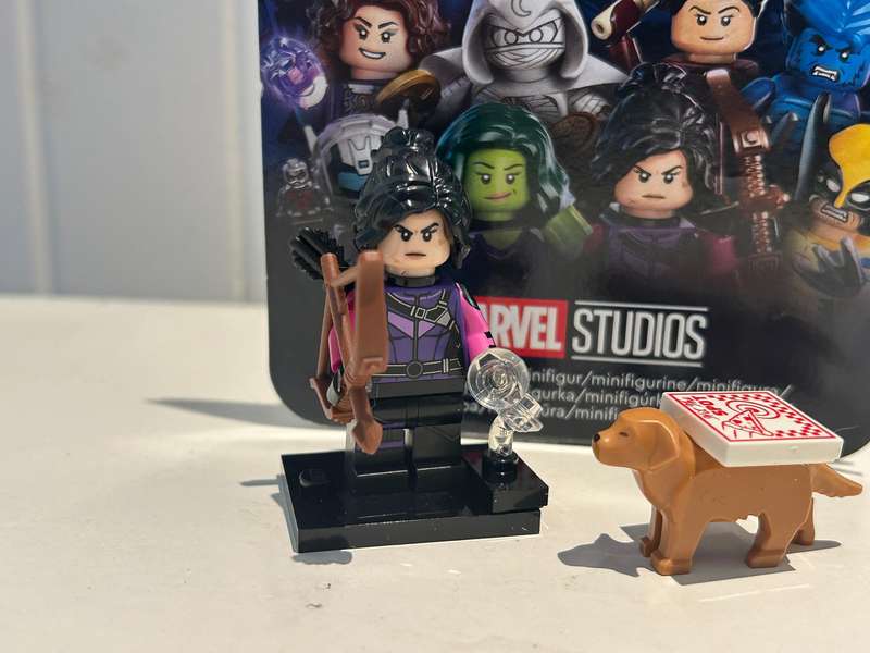 LEGO Marvel Superheroes KATY BISHOP Hawkeye figure