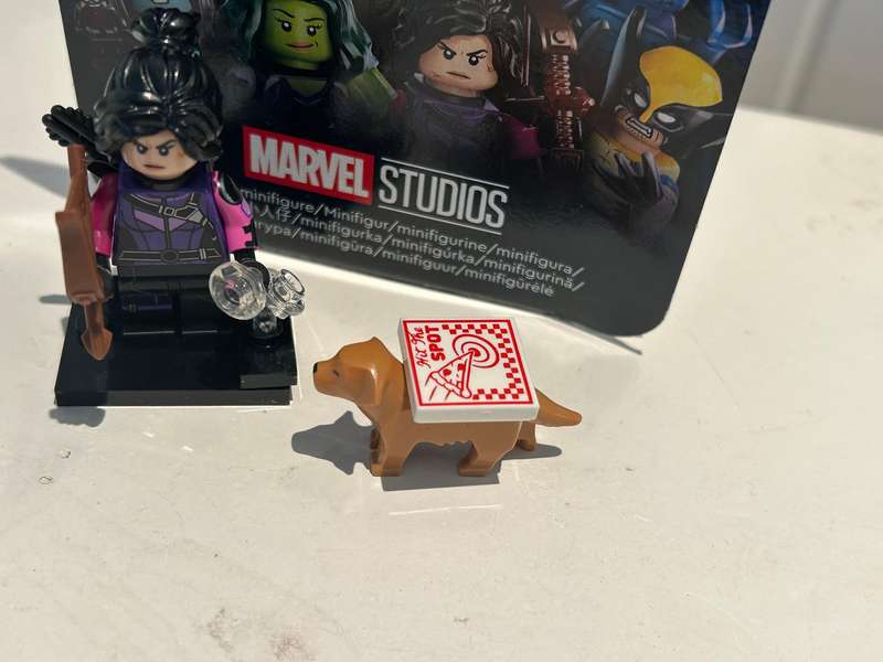 LEGO Marvel Superheroes KATY BISHOP Hawkeye figure