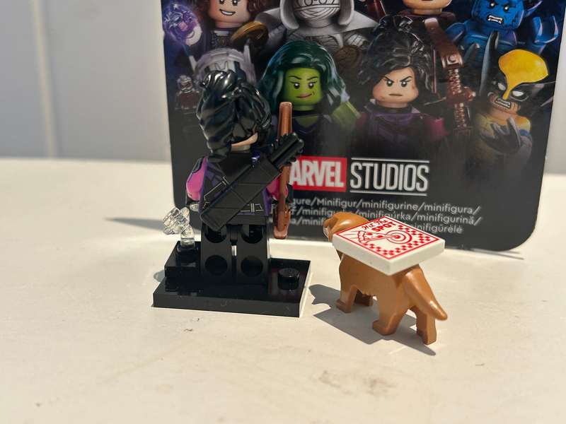 LEGO Marvel Superheroes KATY BISHOP Hawkeye figure
