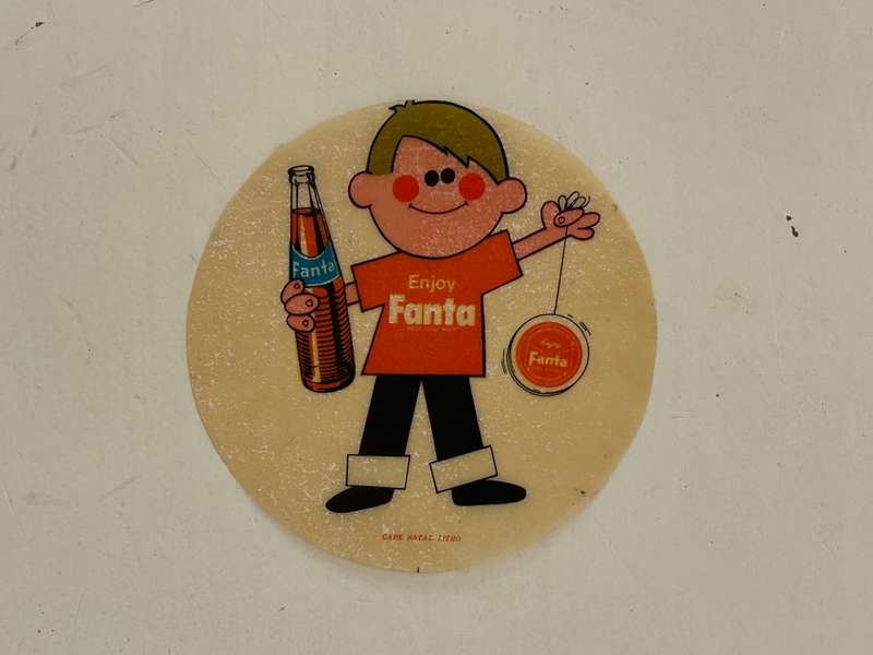 very rare Genuine South African Coca Cola company 1969 FANTA Russell Yo-Yo Promotional Sticker
