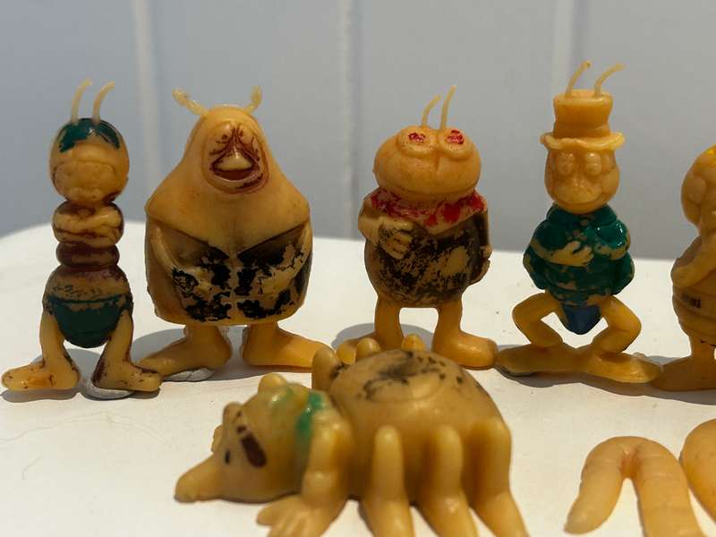 9 x 1982 Luck Packet vintage MAYA THE BEE mini figures