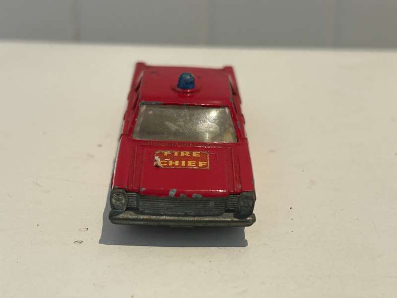 Vintage MATCHBOX LESNEY 1960s diecast No: 59 FORD GALAXIE Fire Chief Car