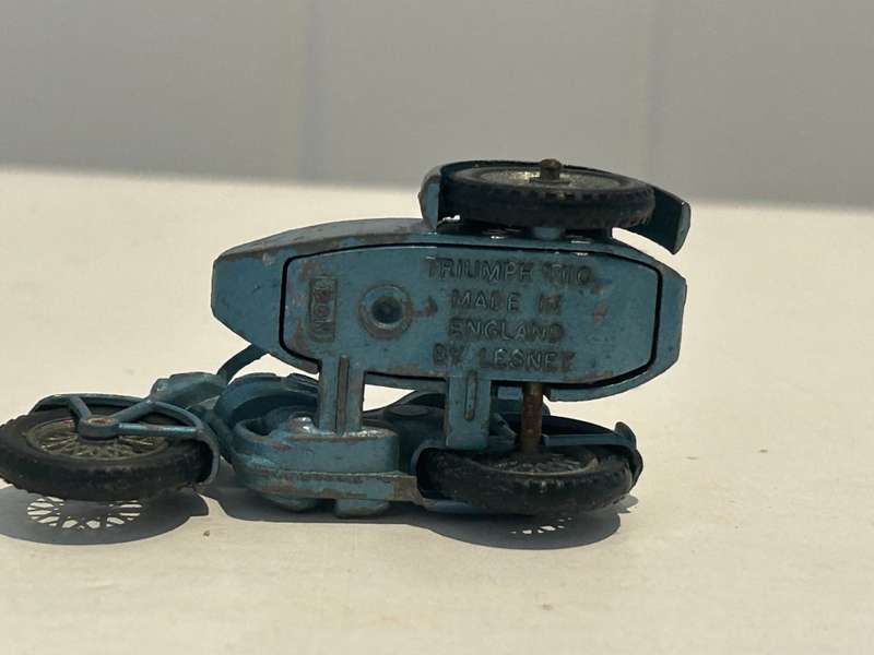 Vintage MATCHBOX LESNEY 1960s diecast No: 4 TRIUMPH T110 Motorcycle and Sidecar