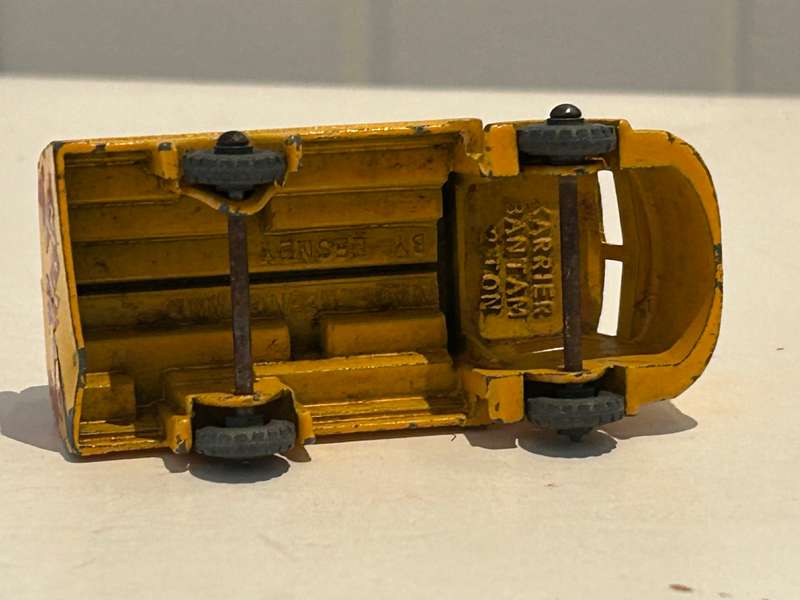 Vintage MATCHBOX LESNEY MOKO 1950s diecast No: 37 Coca Cola KARRIER BANTAM 2 Ton Delivery Truck