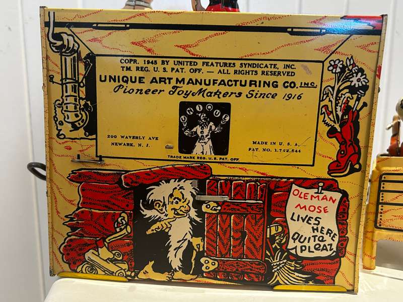 1945 LIL ABNER & HIS DOG BATCH BAND Tinplate windup toy by the Unique Art Manufacturing Company