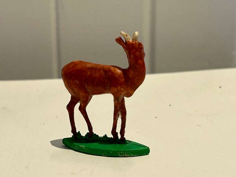 A vintage 1960s - 1970s Genuine LION