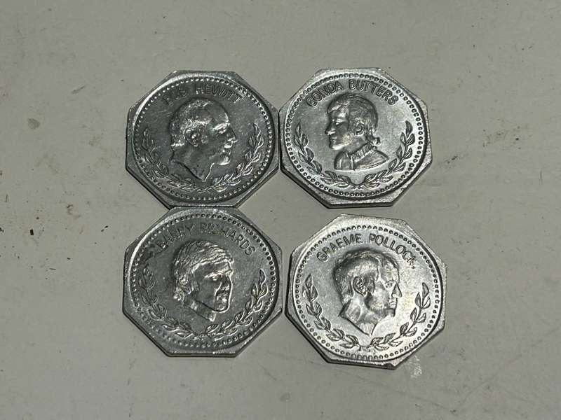 BP Modern SA Sporting Greats collector x 4 tokens 1970s