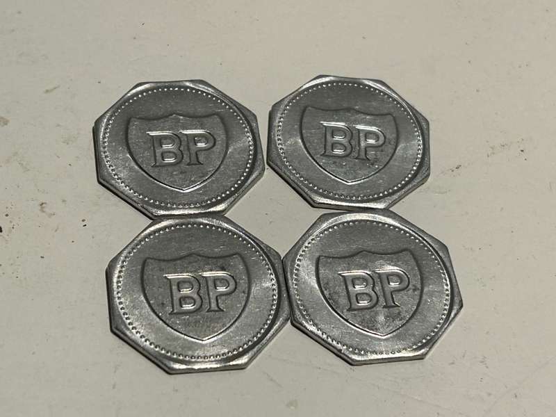 BP Modern SA Sporting Greats collector x 4 tokens 1970s